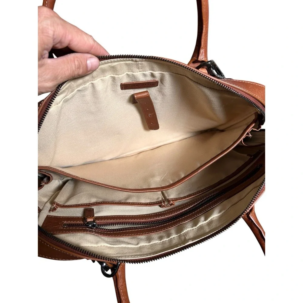 Mark & Graham Laptop Bag Crossbody Camel Brown Leather Tech‎ Organizer READ
